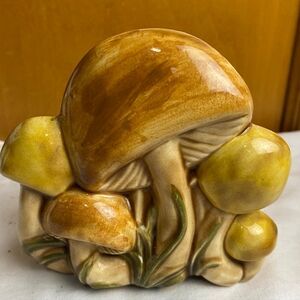 Vintage Retro 1970's Ceramic Hand Painted Mushroom Napkin Letter Mail Holder